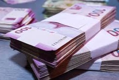 İyun ayında 190 manat birdəfəlik müavinətin verilməsinə nazirlikdən       “CAVAB”